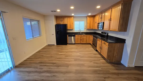 $2,145 | 11439 West Ashley Chantil Drive, Surprise, AZ 85378