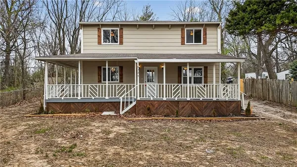 $194,900 | 8324 Pershing Road, Raytown, MO 64138