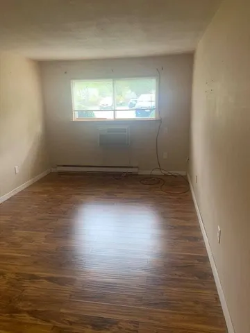 $1,500 | 5 Turnpike Townsend Ma, Unit 113, Townsend, MA 01469