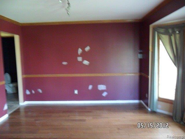 271 Conover Court Howell, MI 48843 - Photo 2 of 13 SAM_2359.JPG