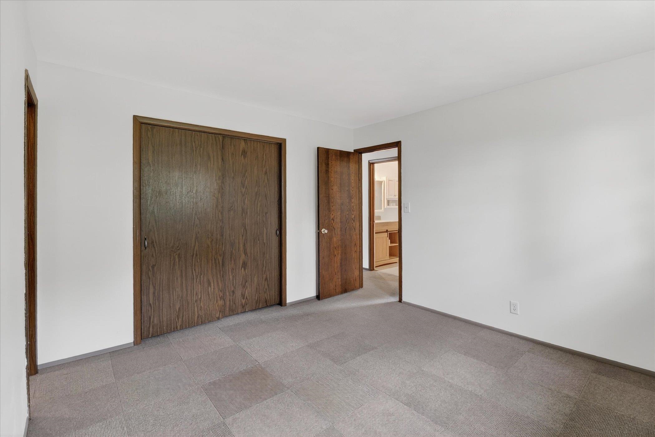 405 West Cherry Street Forreston, IL 61030 - Photo 20 of 40