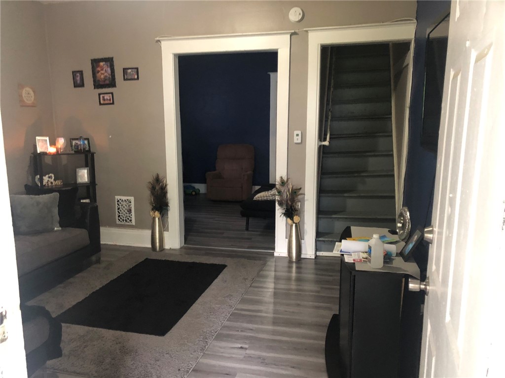 44 Carthage Street Rochester, NY 14621 - Photo 13 of 40