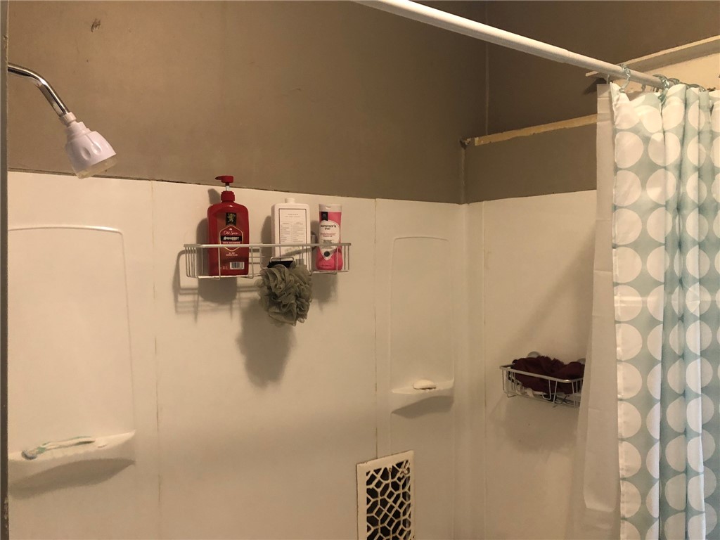 44 Carthage Street Rochester, NY 14621 - Photo 16 of 40