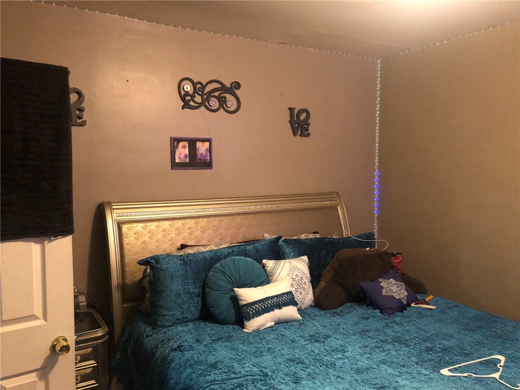 44 Carthage Street Rochester, NY 14621 - Photo 18 of 40