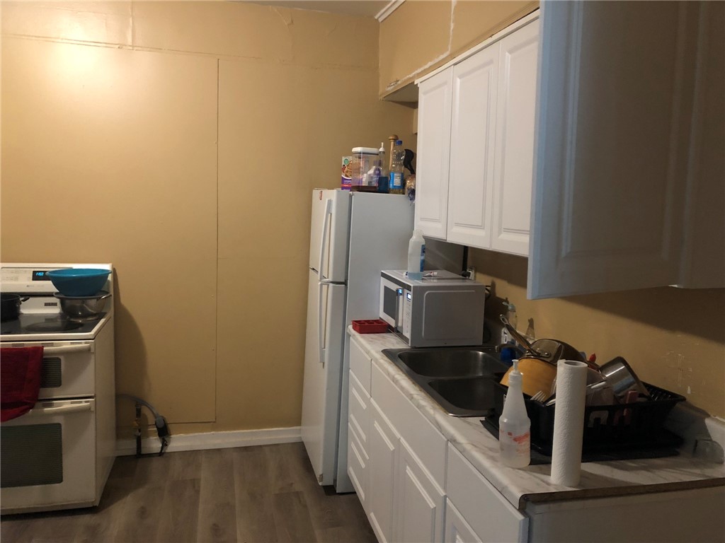 44 Carthage Street Rochester, NY 14621 - Photo 25 of 40