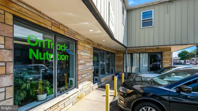 $499,900 | 2 Yale Avenue, Morton, PA 19070