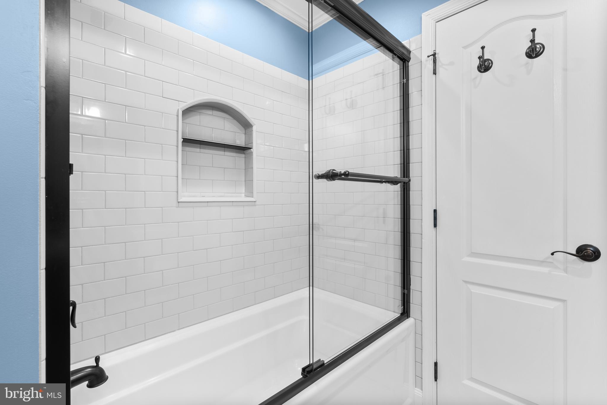 15425 Conrad Spring Road Boyds, MD 20841 - Photo 24 of 58 Shared connected bath for bedroom #2 & #3
