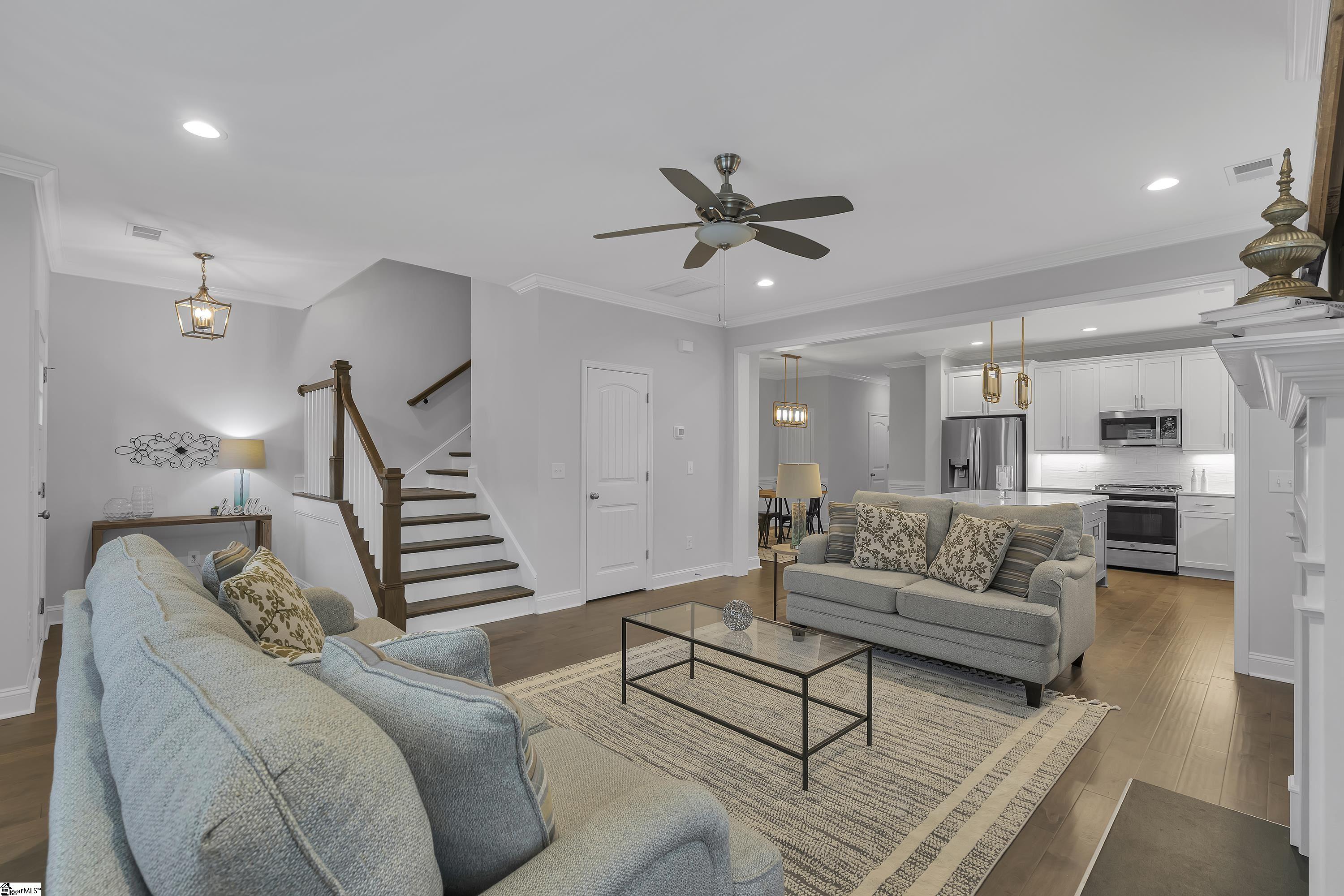 22 Peckham Street Greenville, SC 29607 - Photo 4 of 17