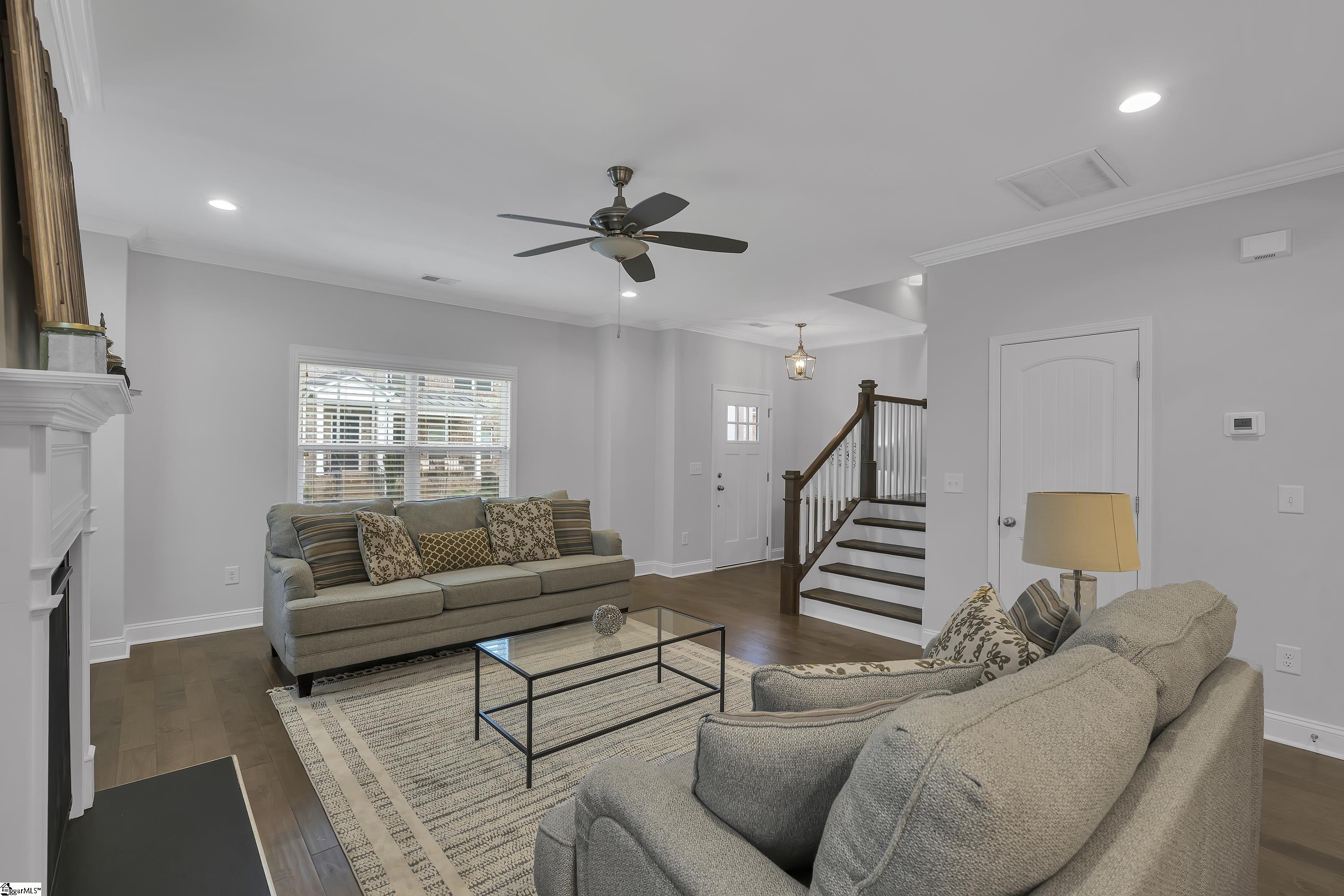 22 Peckham Street Greenville, SC 29607 - Photo 5 of 17