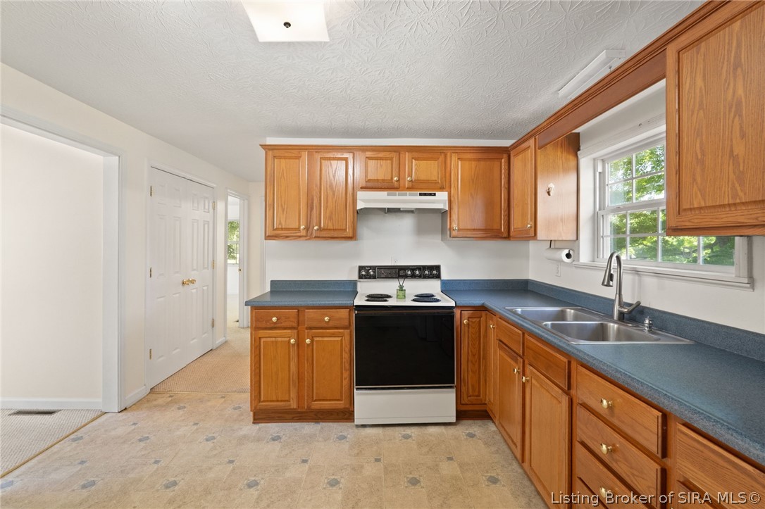3359 East Riley Road Floyds Knobs, IN 47119 - Photo 15 of 27