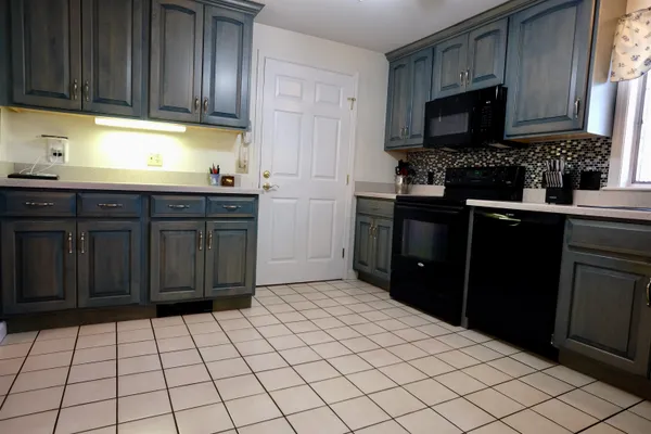 $550,000 | 169 Portsmouth Street, Unit 4, Concord, NH 03301