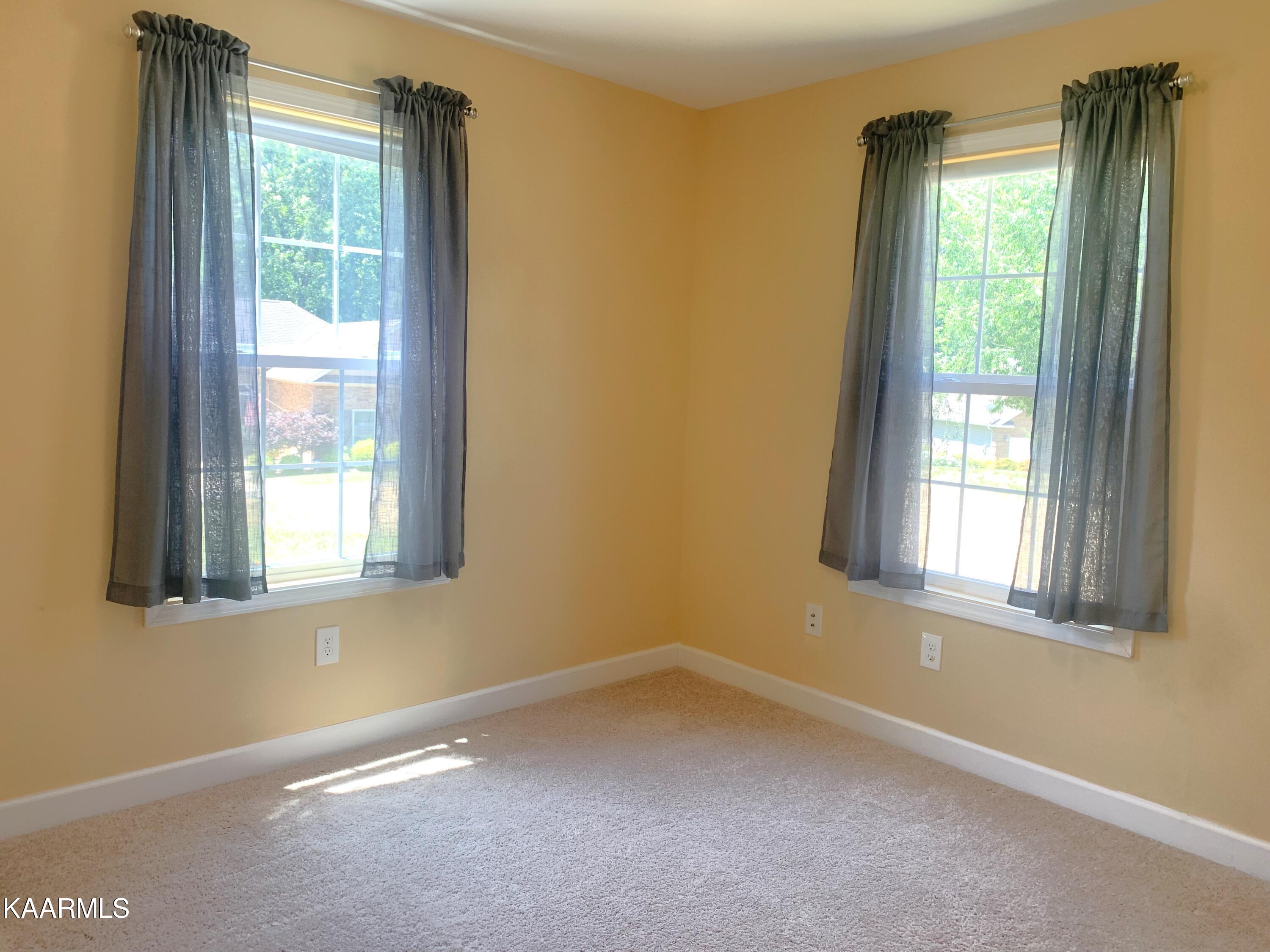 124 Chuniloti Way Loudon, TN 37774 - Photo 12 of 19 Bedroom 3