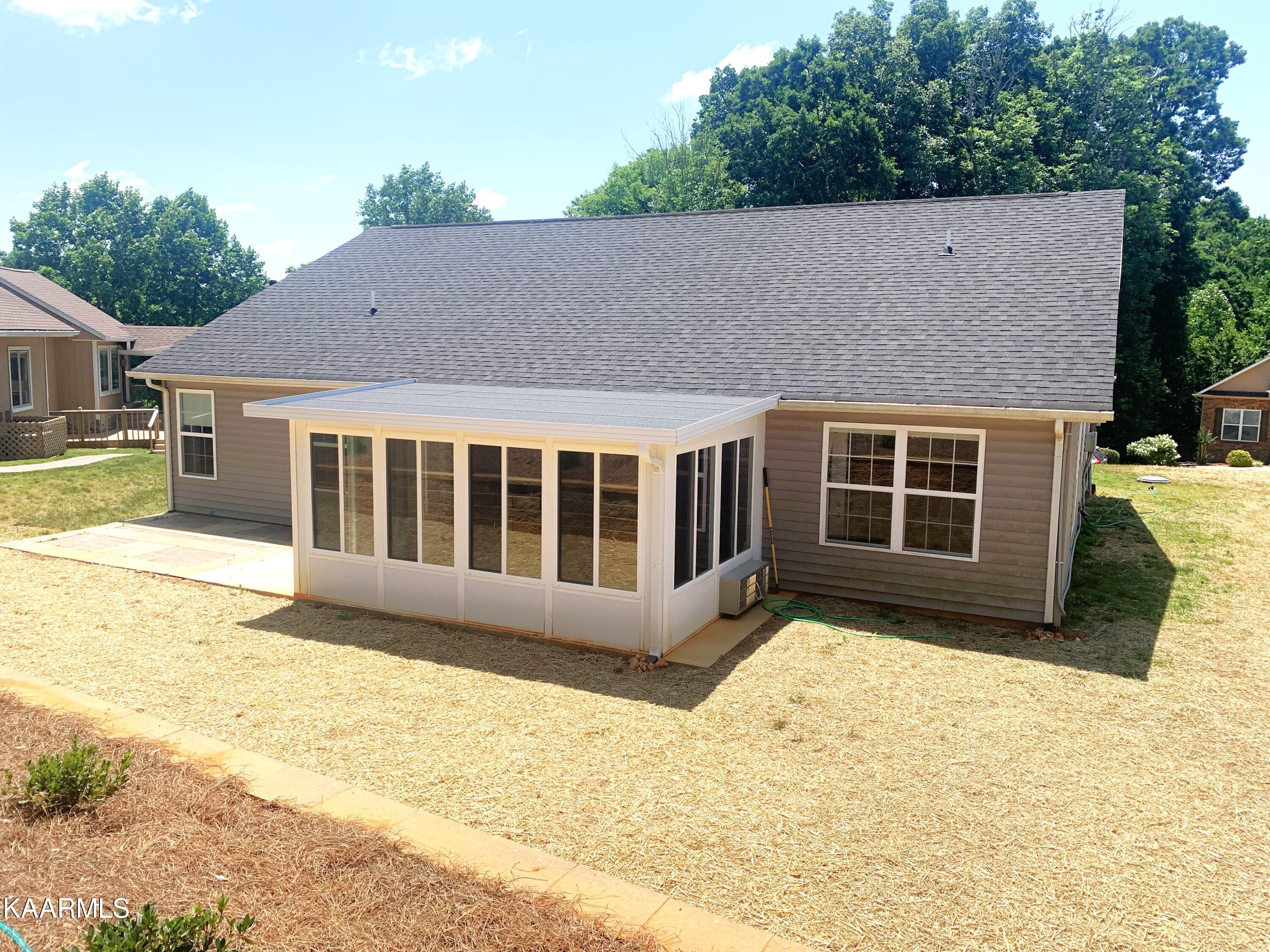 124 Chuniloti Way Loudon, TN 37774 - Photo 17 of 19 IMG_0544