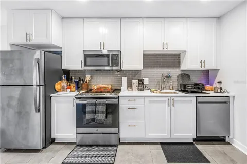 $325,000 | 555 3rd Street North, Unit 13, St. Petersburg, FL 33701