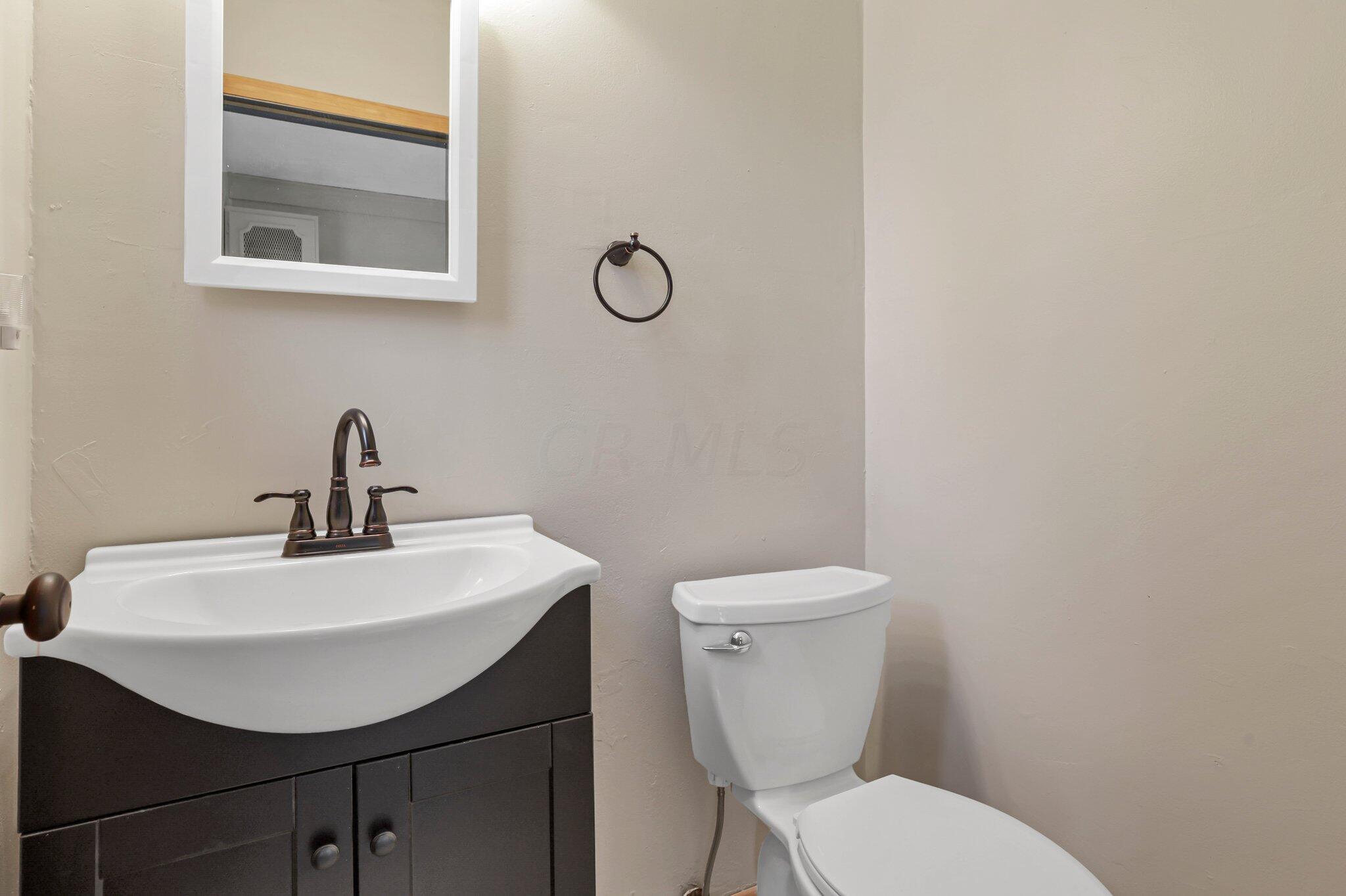 2470 Merbrook Road Columbus, OH 43235 - Photo 24 of 50 20-web-or-mls-5F3A0400