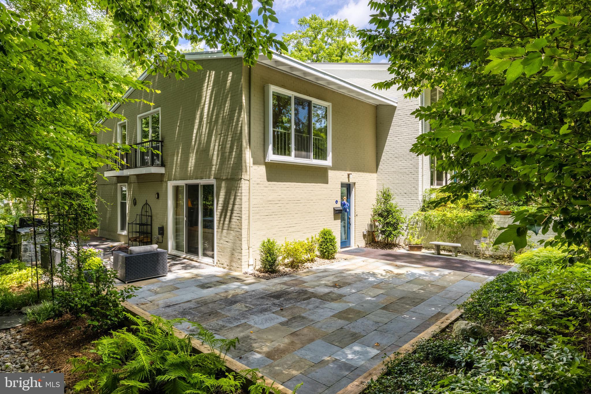 11478 Orchard Lane Reston, VA 20190 - Photo 9 of 67 Gallery Image 9
