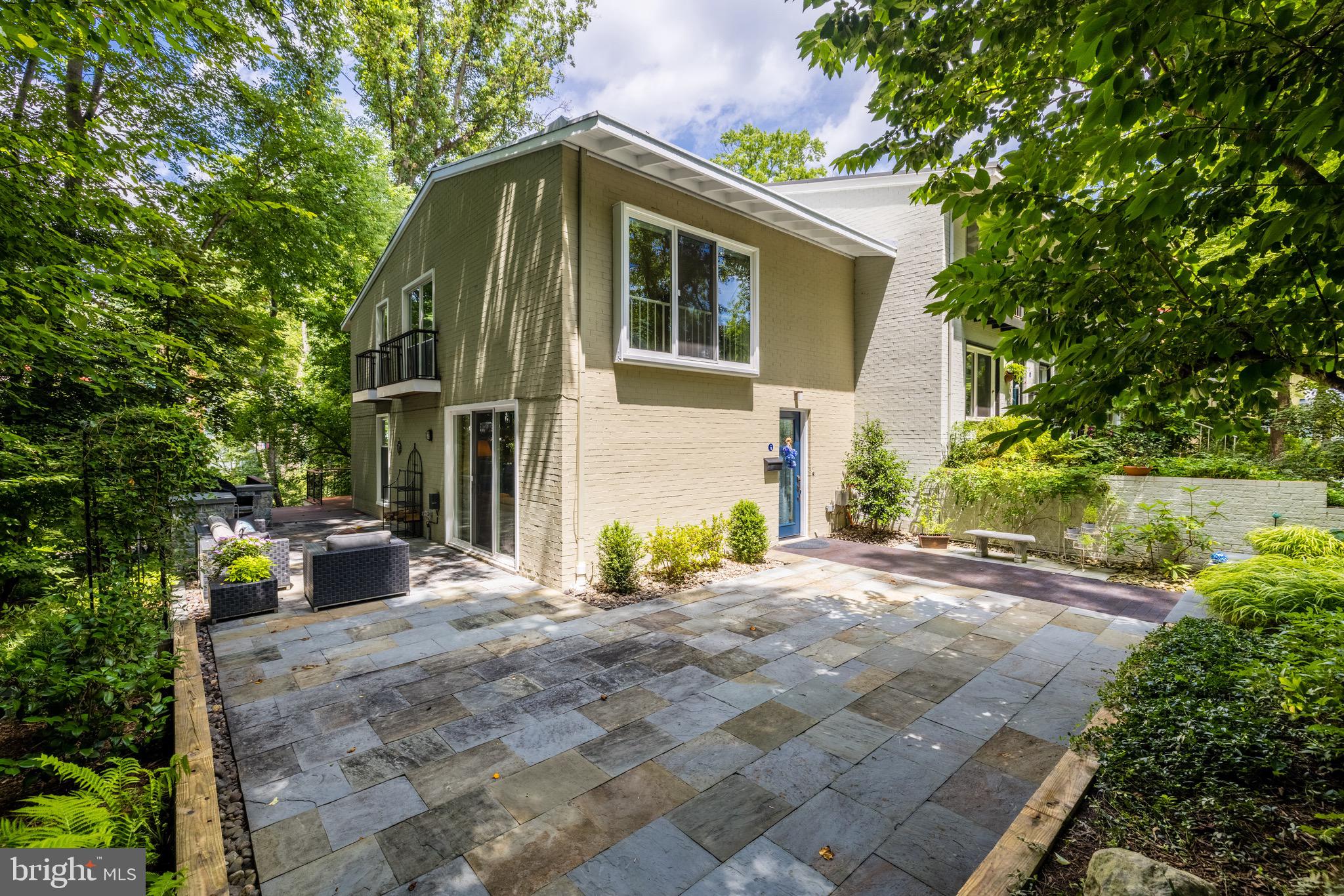 11478 Orchard Lane Reston, VA 20190 - Photo 10 of 67 Gallery Image 10