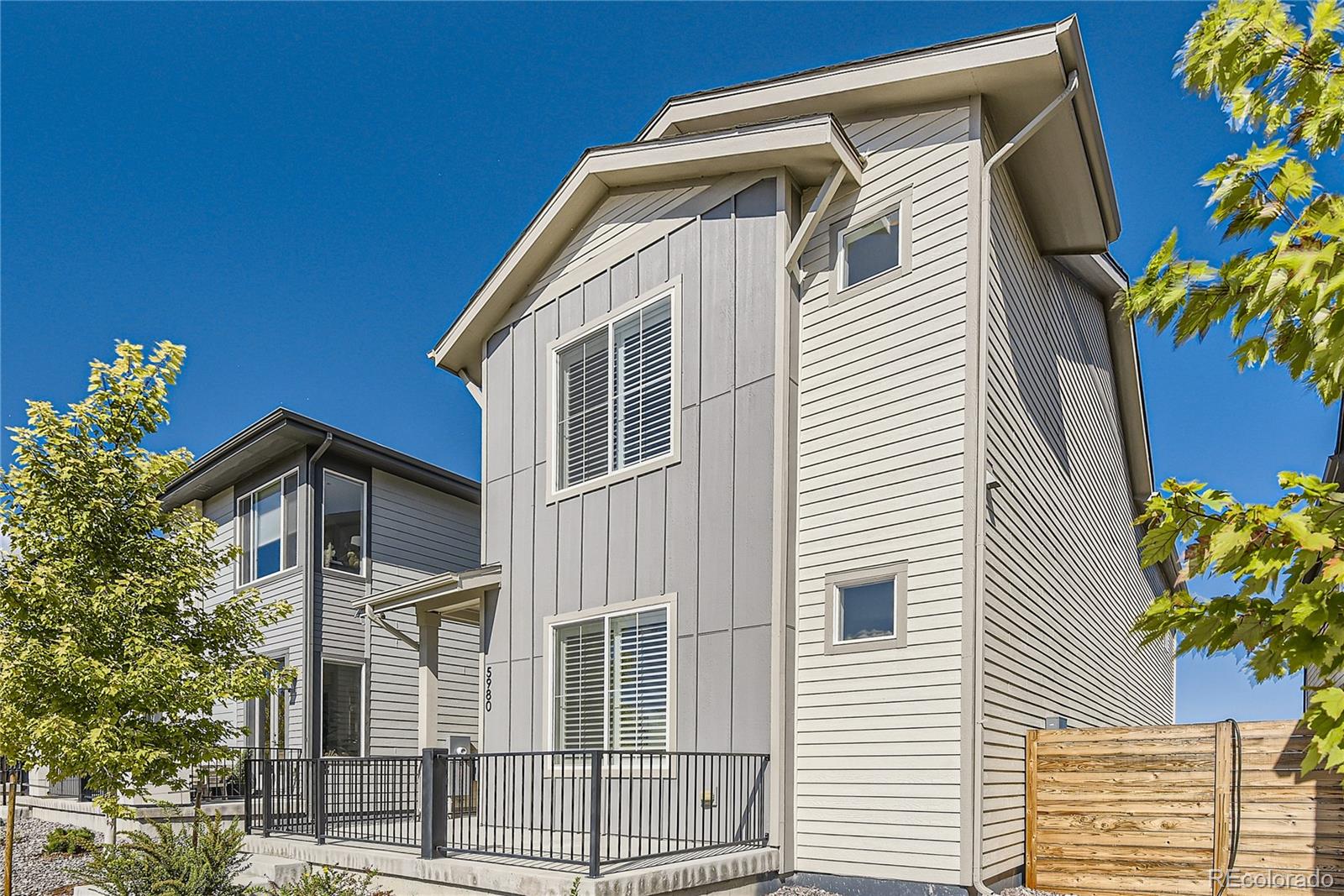 5980 Sima Circle Lone Tree, CO 80124 - Photo 2 of 39