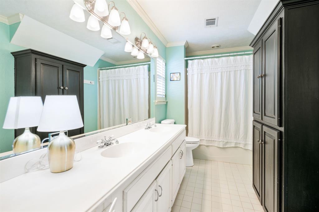 422 Ridge Crest Drive Richardson, TX 75080 - Photo 21 of 34