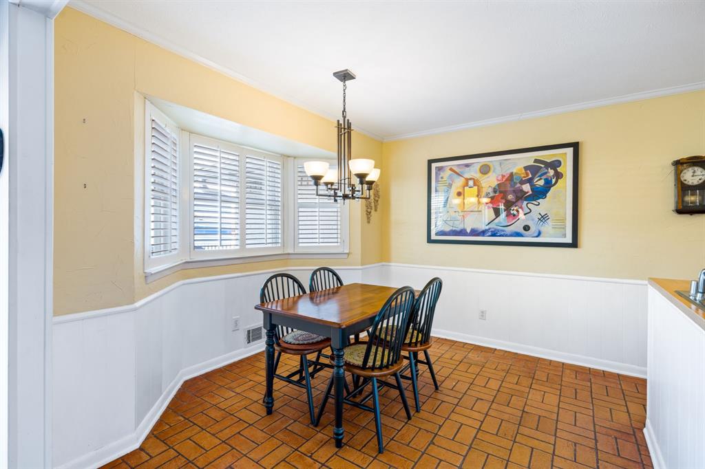 422 Ridge Crest Drive Richardson, TX 75080 - Photo 9 of 34