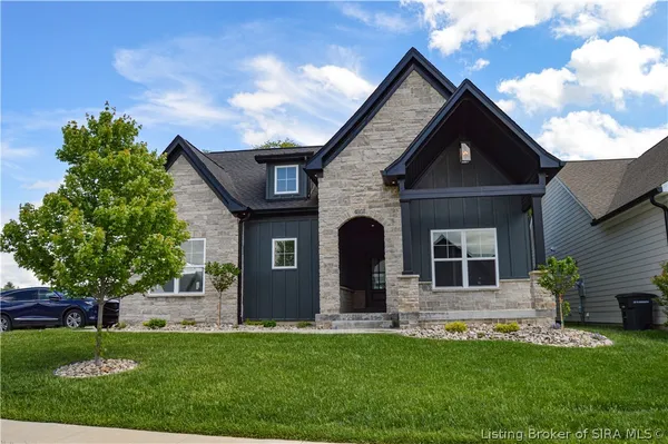 $485,000 | 4101 Uhl Drive, Jeffersonville, IN 47130