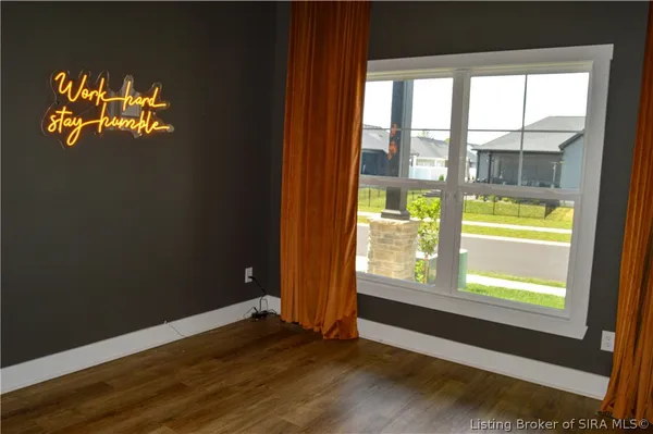 $485,000 | 4101 Uhl Drive, Jeffersonville, IN 47130