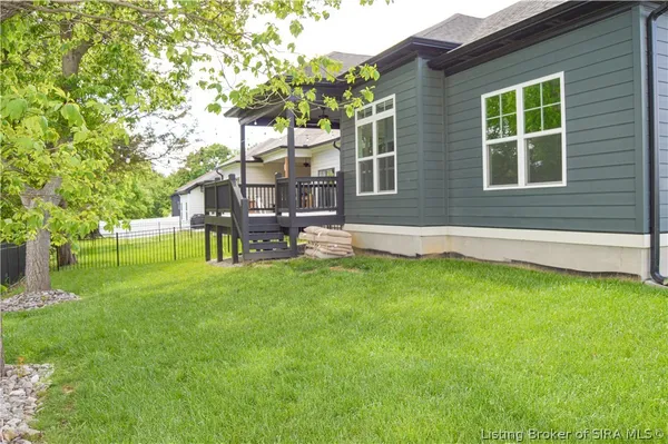 $485,000 | 4101 Uhl Drive, Jeffersonville, IN 47130