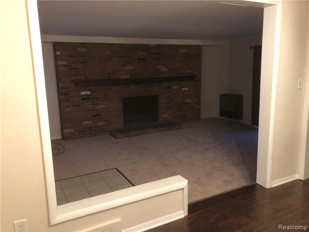 3200 Treadwell Avenue Wayne, MI 48184 - Photo 6 of 12 IMG_0344.JPG