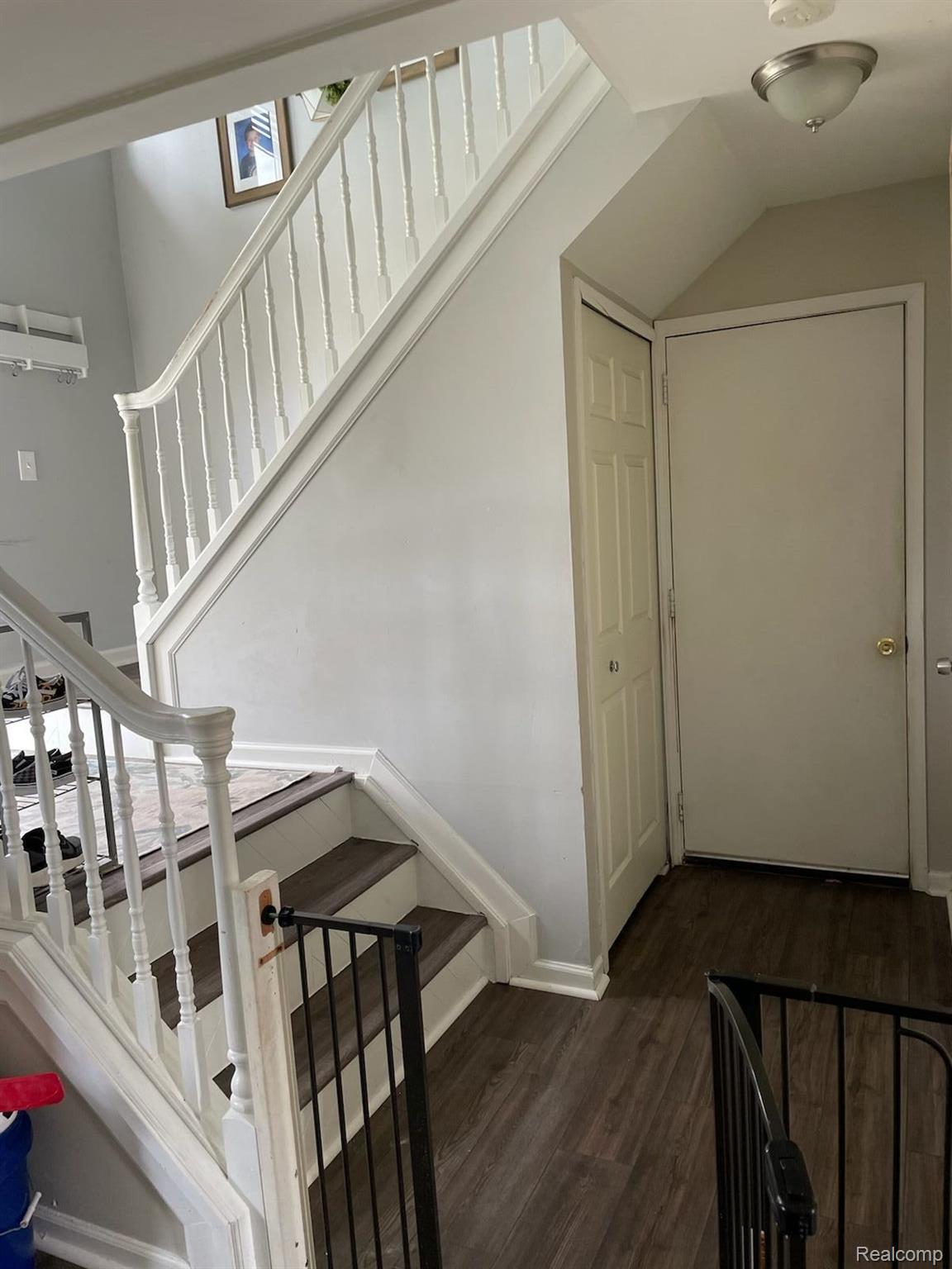 22271 Derby Road Trenton, MI 48183 - Photo 22 of 23 Gallery Image 22