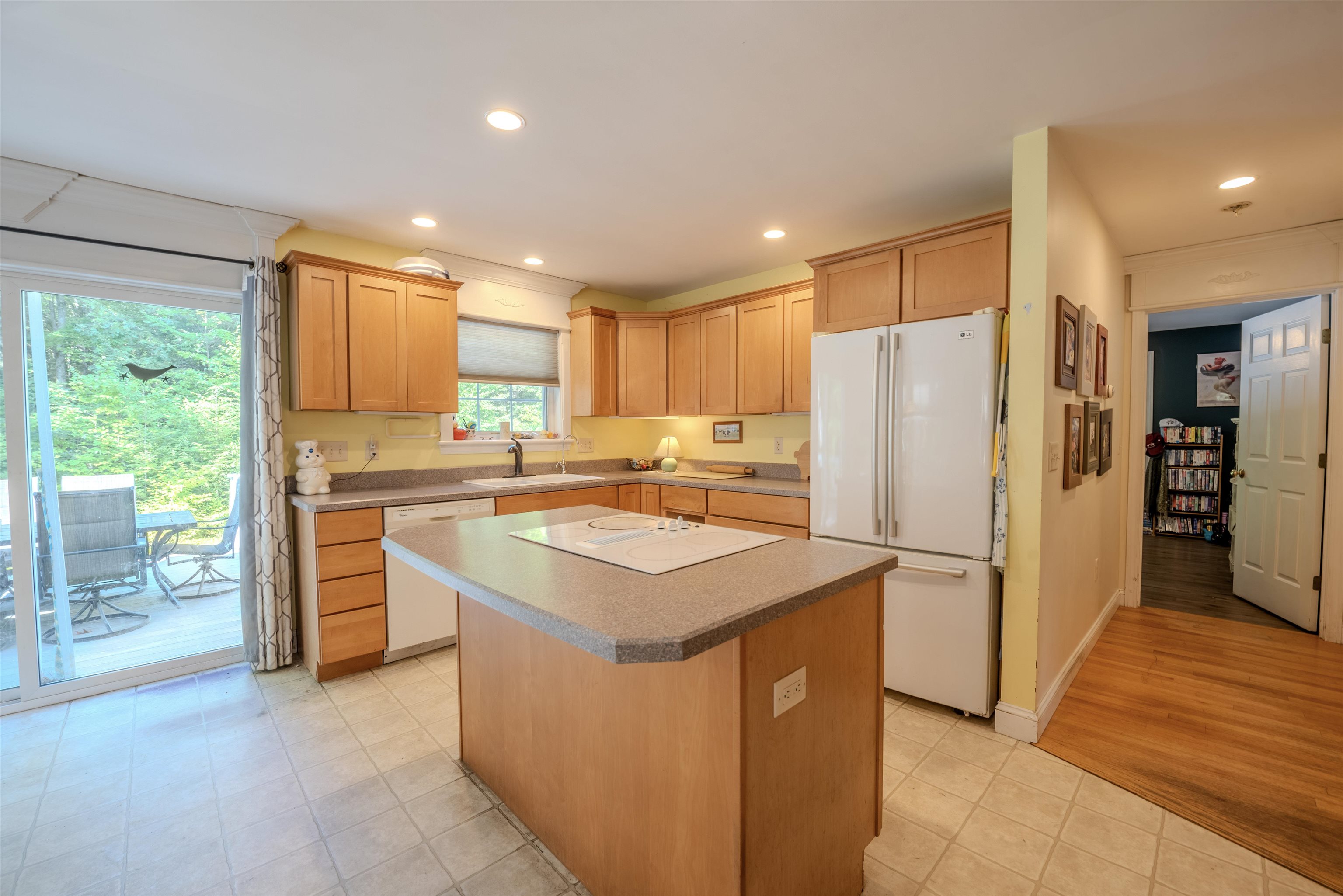 633 First Crown Point Road Strafford, NH 03884 - Photo 6 of 26 Gallery Image 6