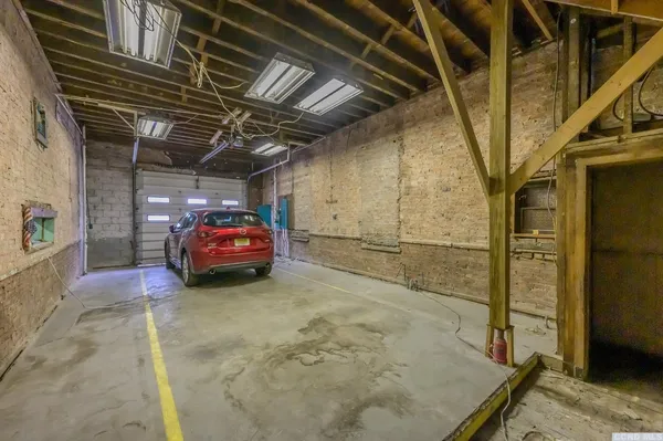 $1,350,000 | 8-10 Park Place, Hudson, NY 12534