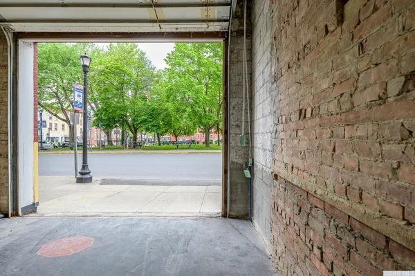 $1,350,000 | 8-10 Park Place, Hudson, NY 12534