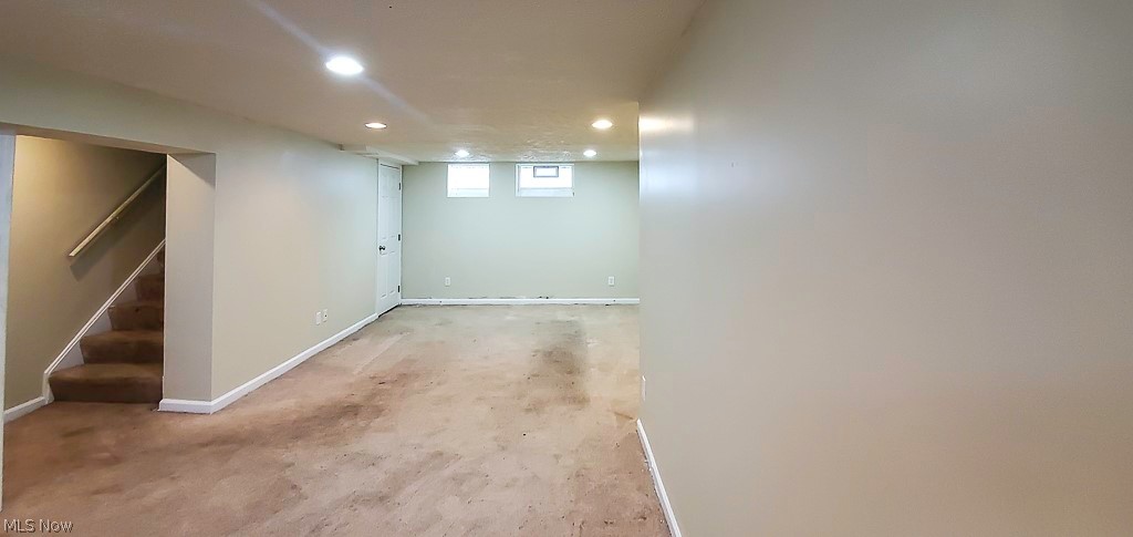 1382 Sunset Road Cleveland, OH 44124 - Photo 30 of 33