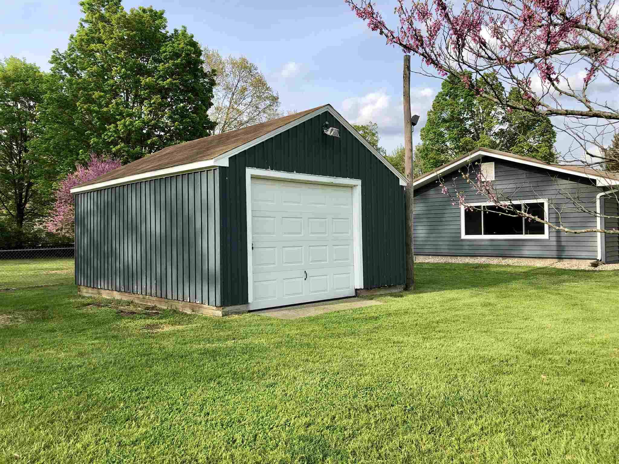 56281 Currant Road Mishawaka, IN 46545 - Photo 4 of 21 Gallery Image 4