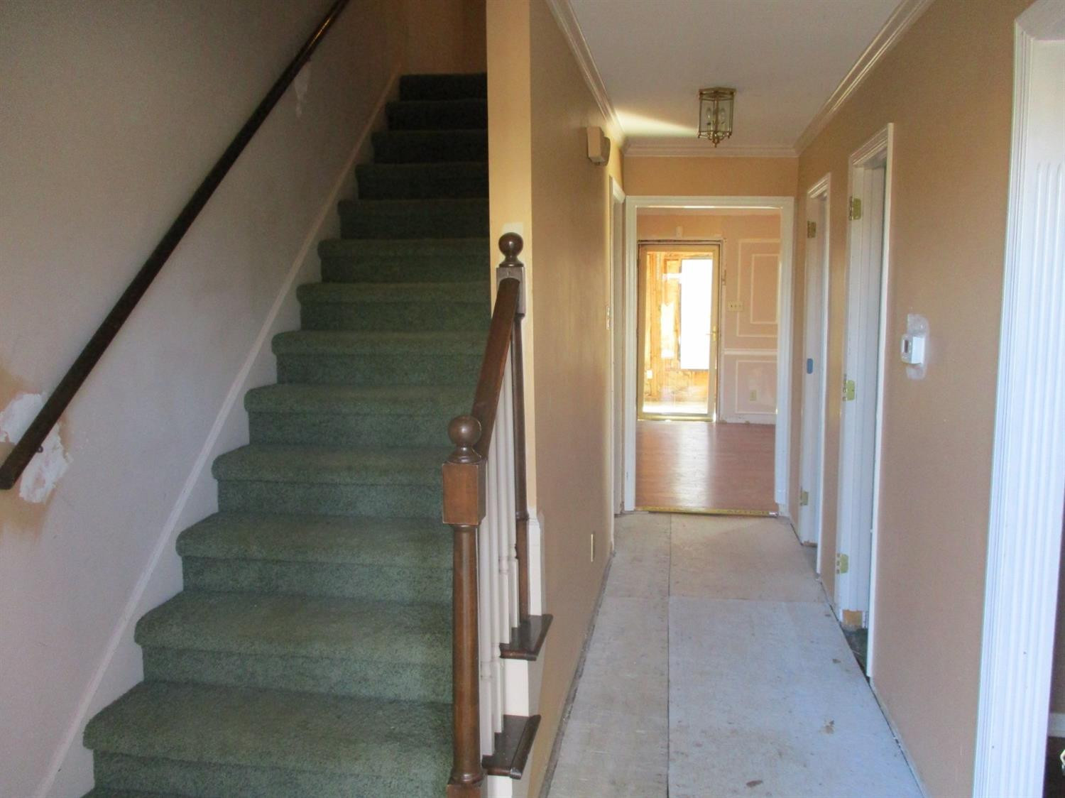 1422 Ridgecrest Drive Lexington, KY 40517 - Photo 7 of 31 Photo 7