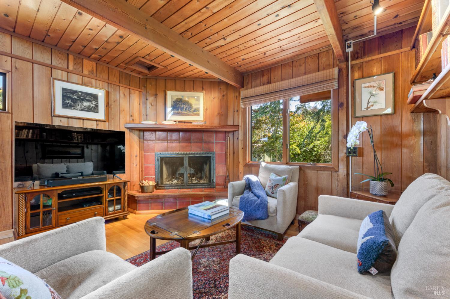385 Cedar Road Bolinas, CA 94924 - Photo 17 of 70