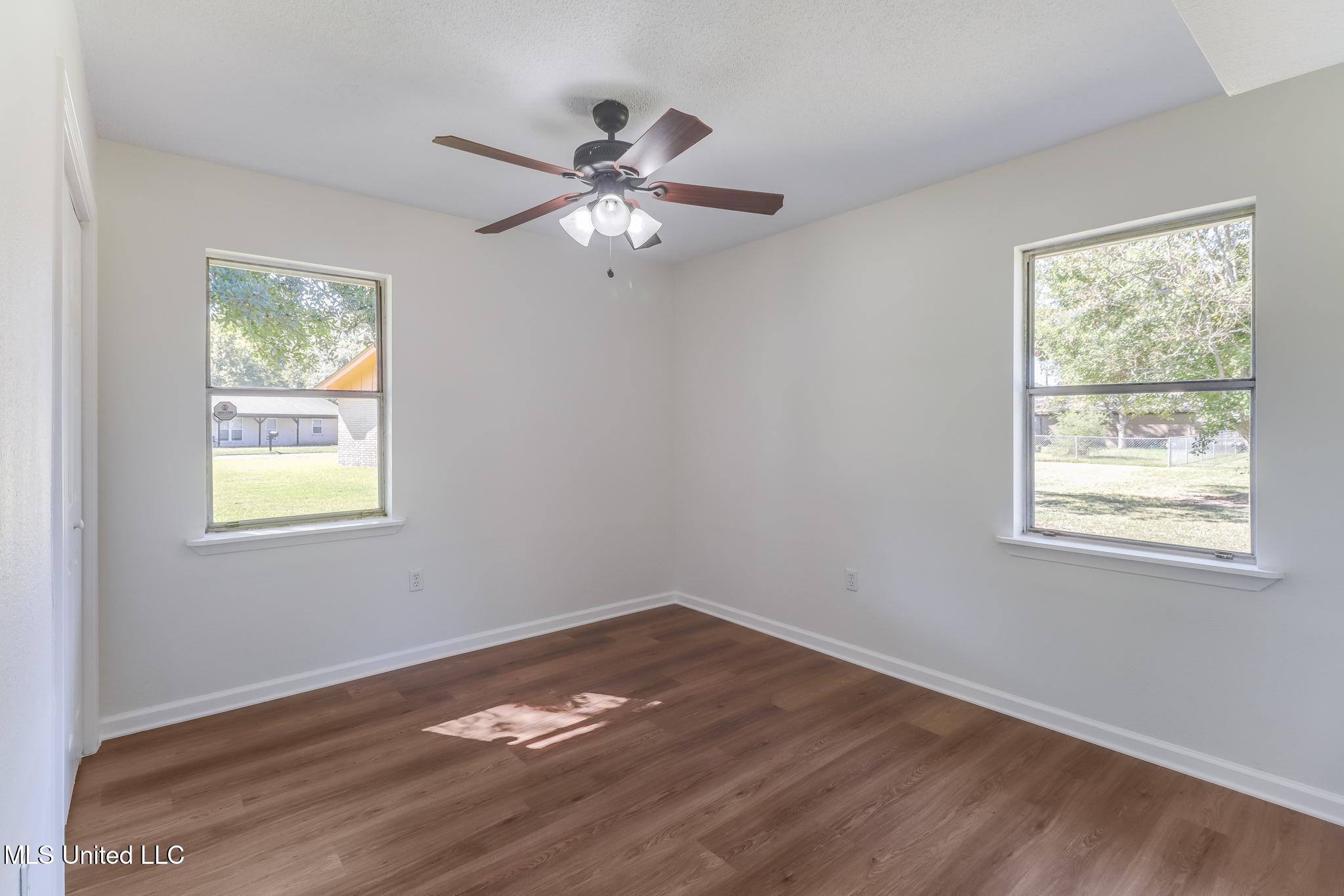 3801 Canal Street Moss Point, MS 39563 - Photo 18 of 33 IMG_9236