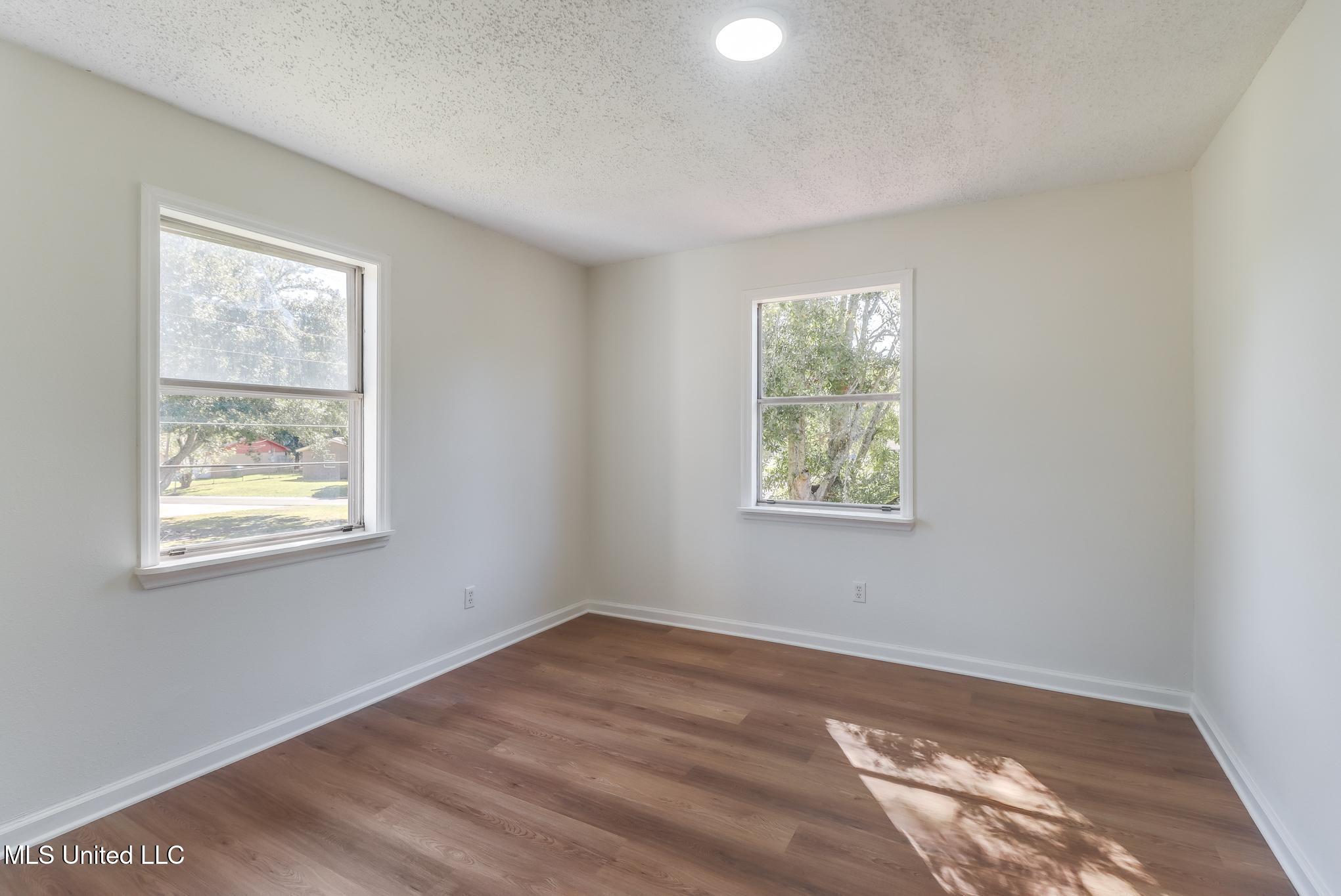 3801 Canal Street Moss Point, MS 39563 - Photo 28 of 33 IMG_9269