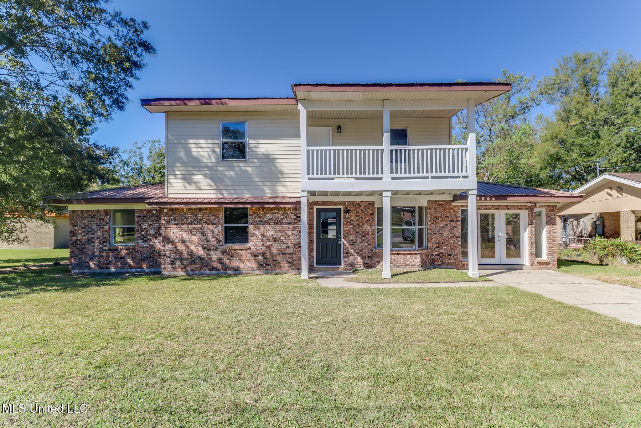 3801 Canal Street Moss Point, MS 39563 - Photo 5 of 33 IMG_9197