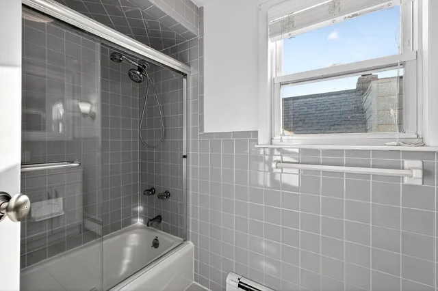 $1,600 | 81 West 26th Street, Unit 3, Bayonne, NJ 07002