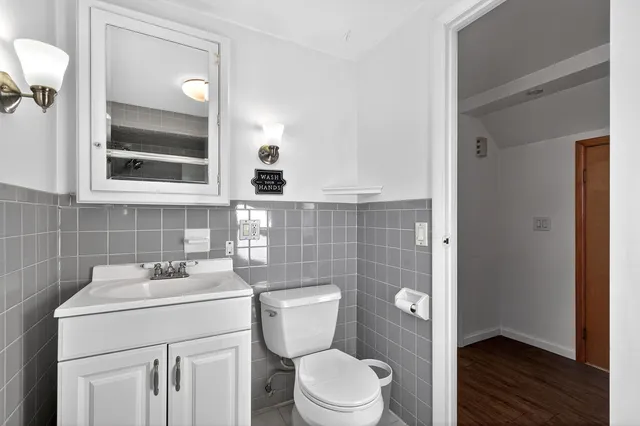 $1,600 | 81 West 26th Street, Unit 3, Bayonne, NJ 07002