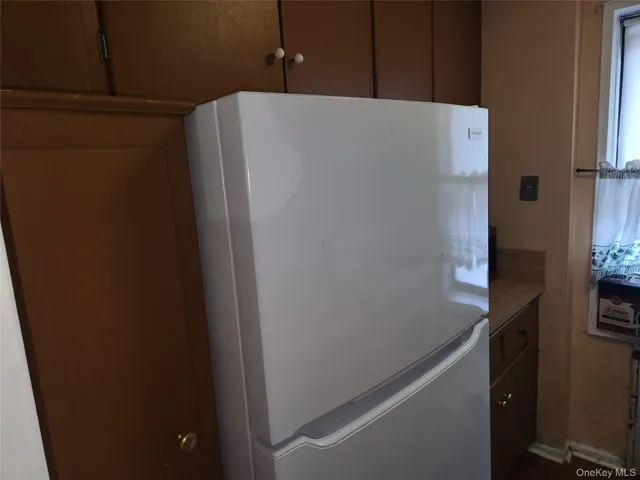 a bathroom with a tub