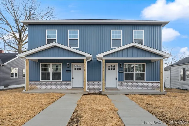 $455,000 | 924 East Chestnut Street, Jeffersonville, IN 47130