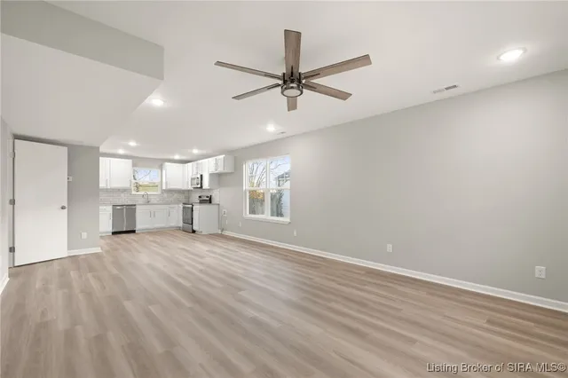 $455,000 | 924 East Chestnut Street, Jeffersonville, IN 47130