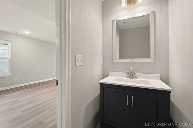 $455,000 | 924 East Chestnut Street, Jeffersonville, IN 47130