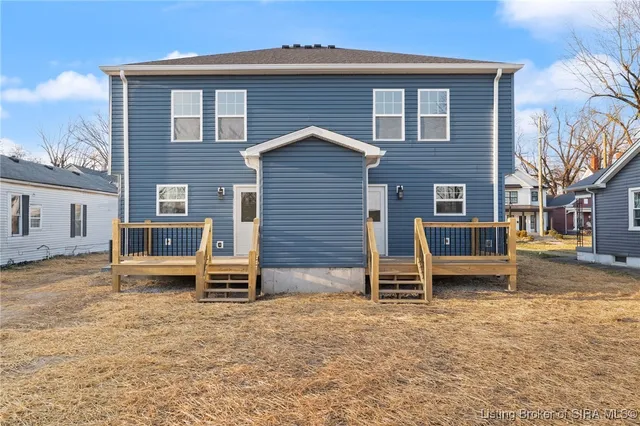 $455,000 | 924 East Chestnut Street, Jeffersonville, IN 47130