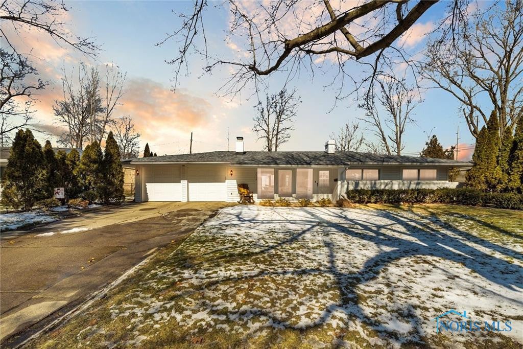 3538 Devon Hill Road Toledo, OH 43606 - Photo 1 of 50 Gallery Image 1