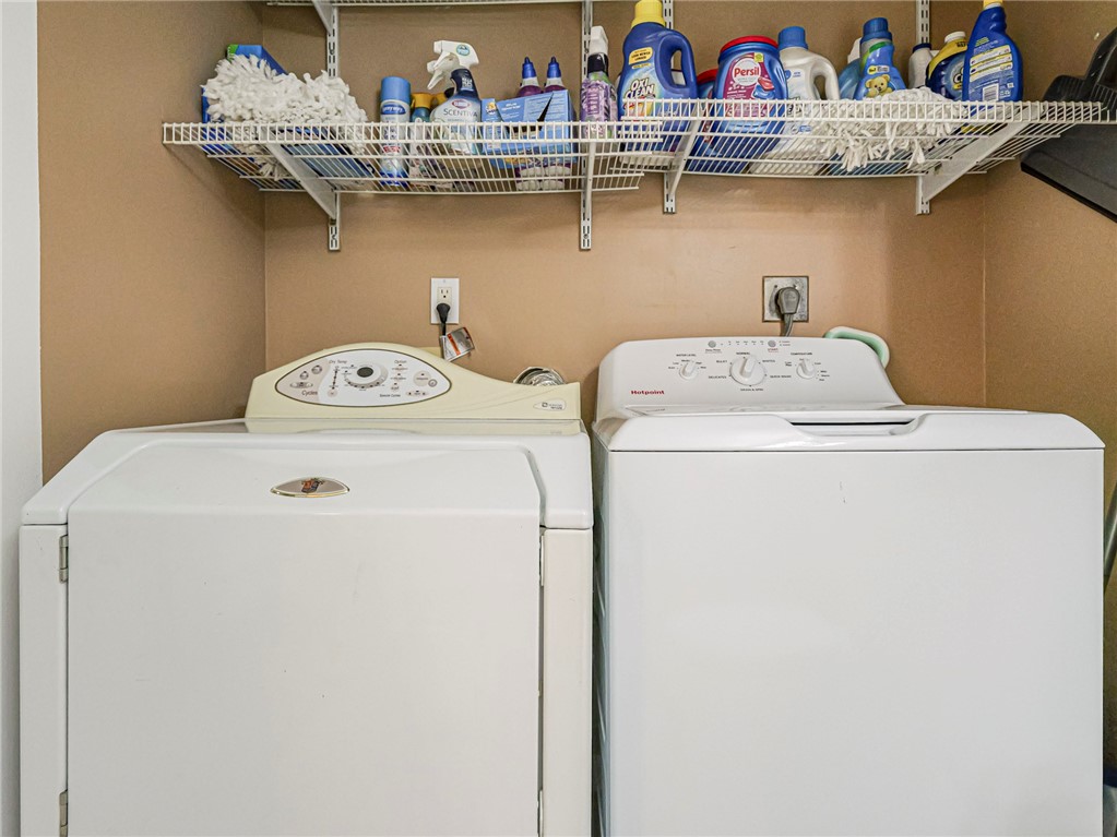 1198 Breezy Way, Unit 7A Sebastian, FL 32958 - Photo 20 of 36