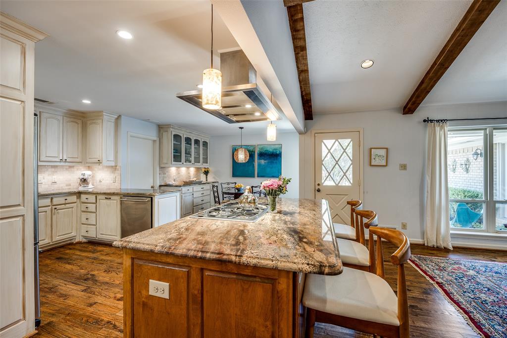 7247 Joyce Way Dallas, TX 75225 - Photo 12 of 32