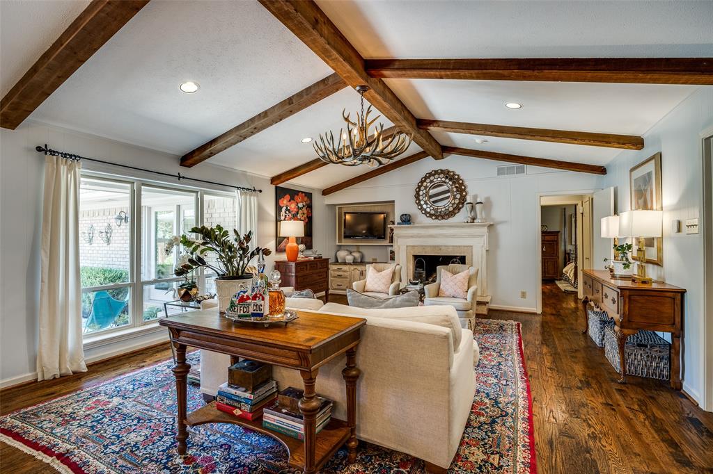 7247 Joyce Way Dallas, TX 75225 - Photo 7 of 32